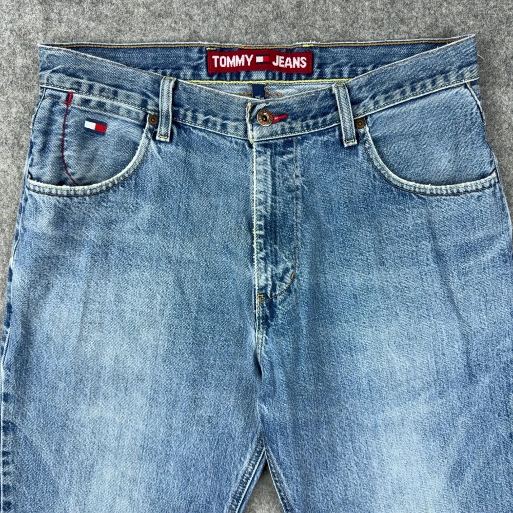 VTG Tommy Jeans Denim Mens 34x30 Light Wash Straight Leg 90s Y2K Made in Mexico